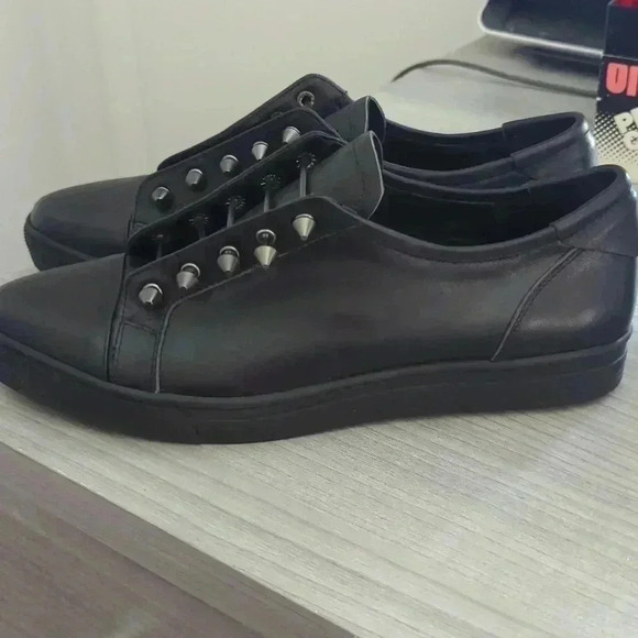 MI-MAI Paris black leather sneakers - Picture 3 of 10